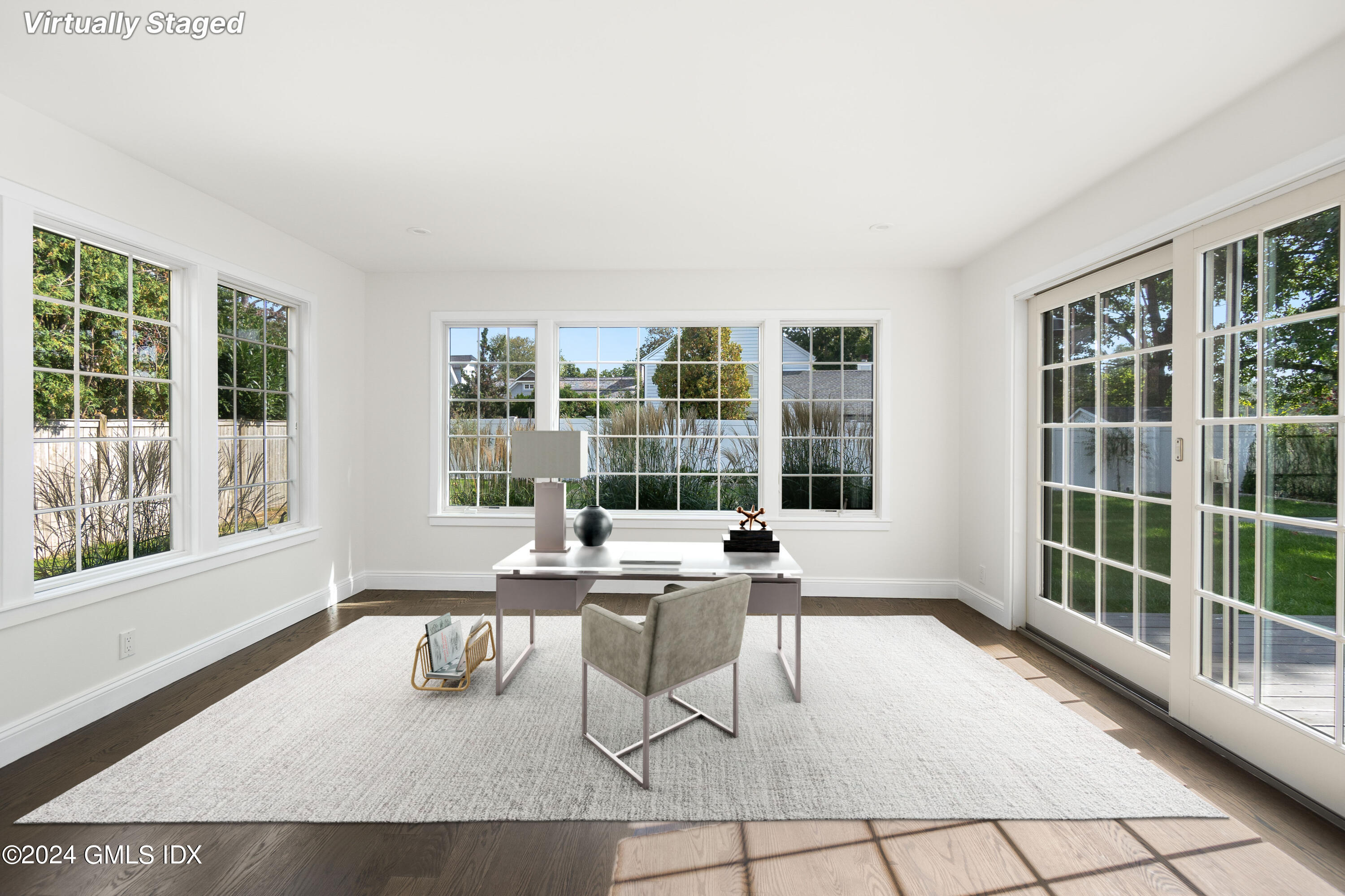 6 Hendrie Avenue