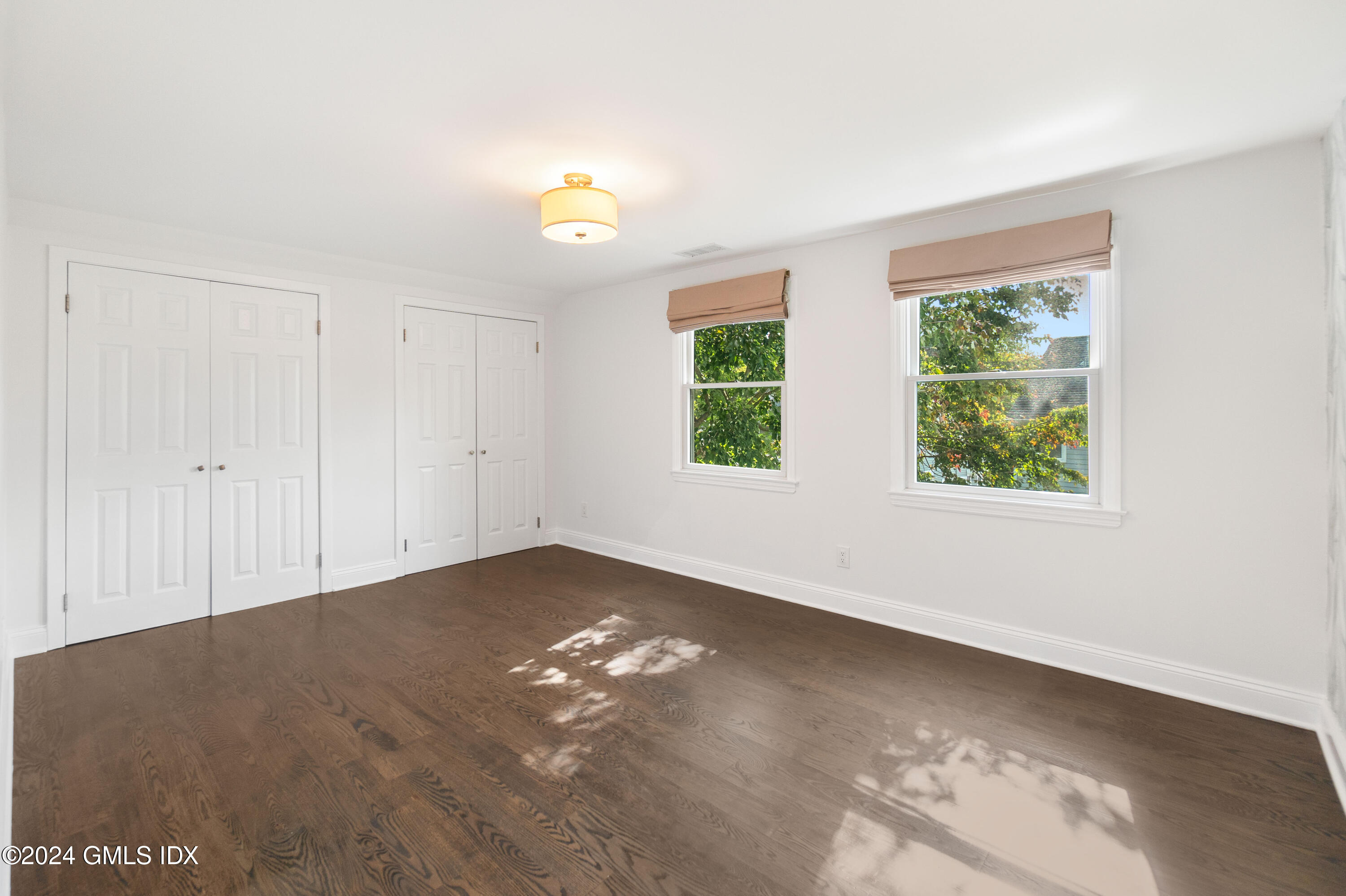 6 Hendrie Avenue