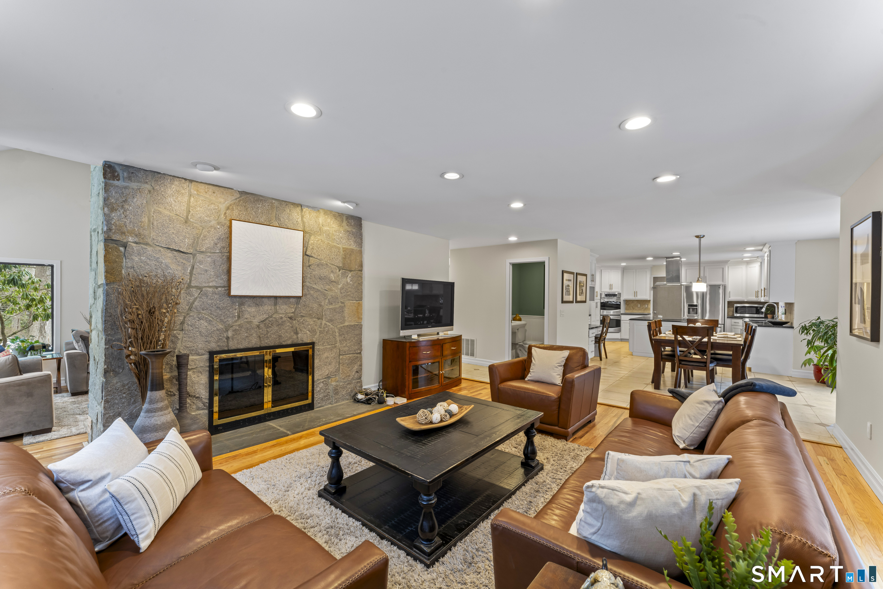 211 Pinewood Road