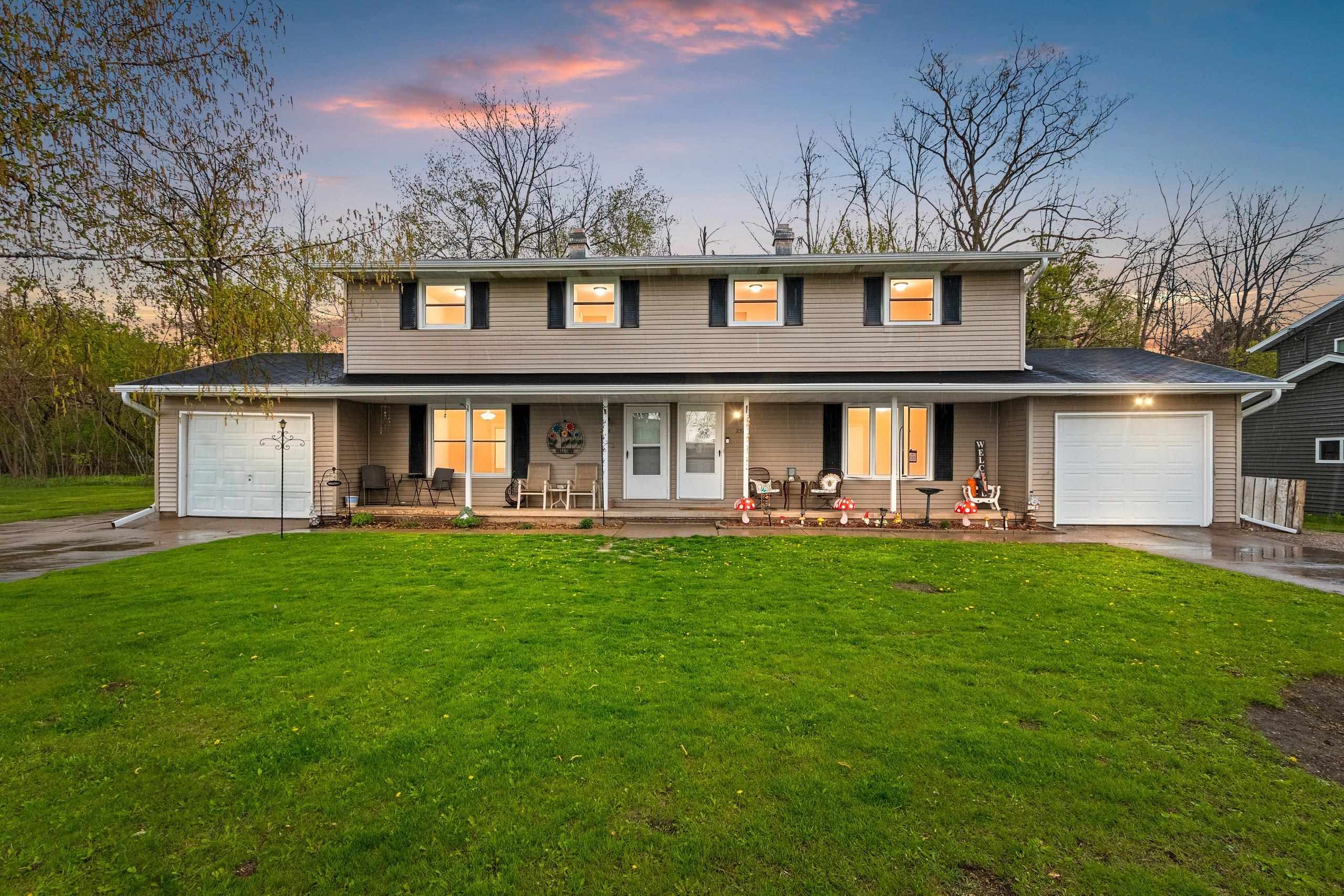 2516 N VIEW Court