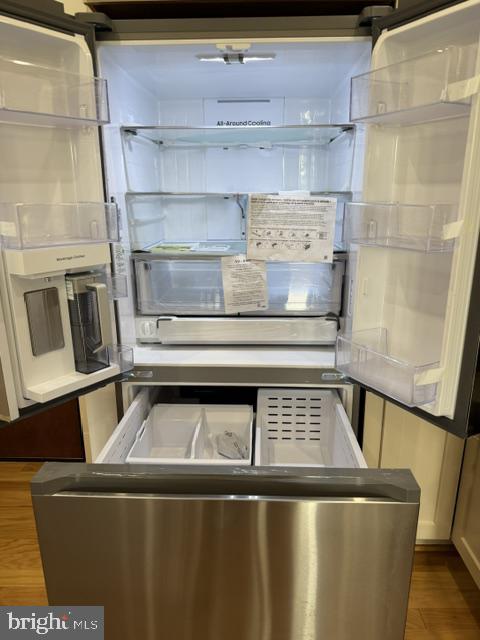 1800 WILSON BOULEVARD Unit: 330