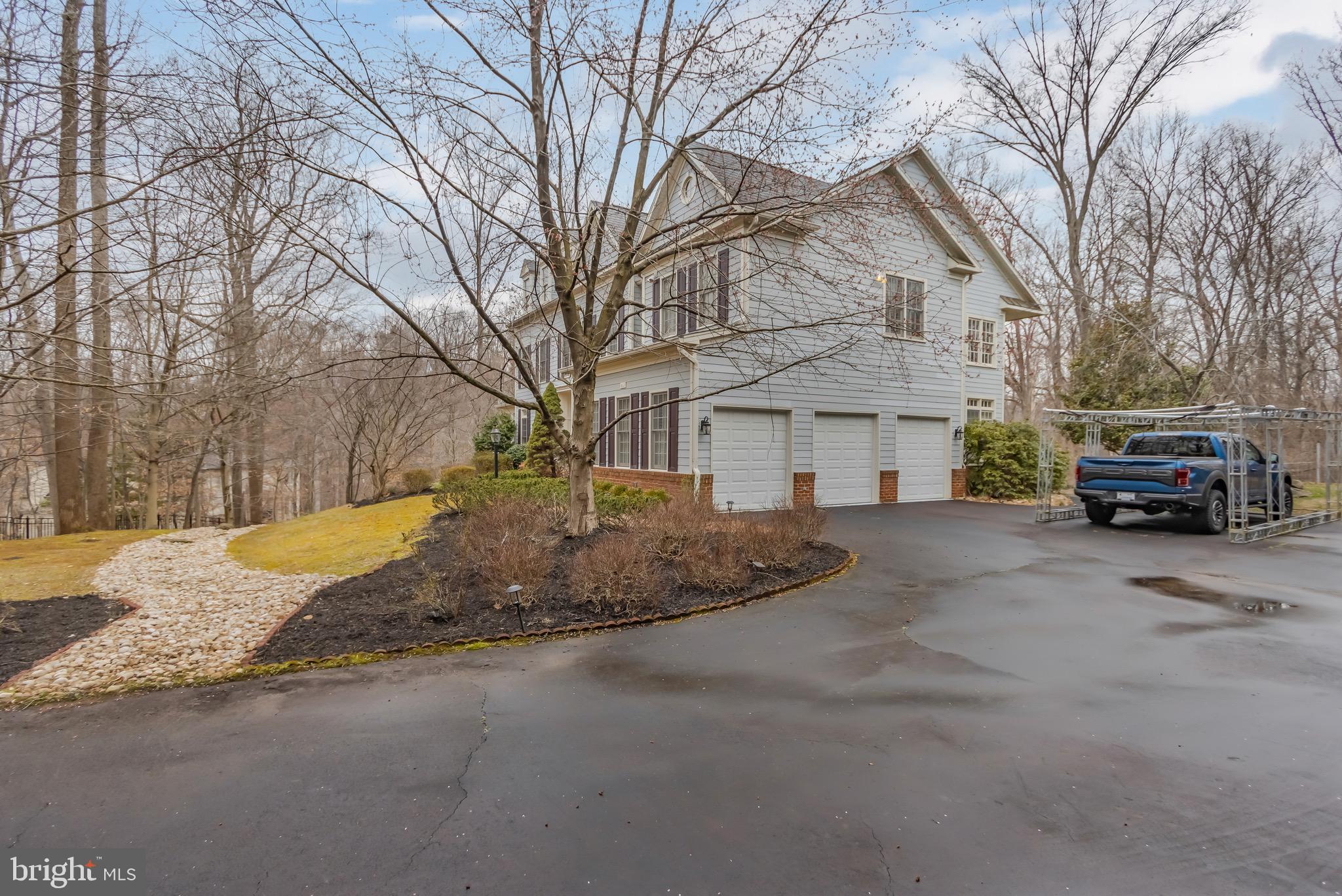 862 Centrillion DRIVE