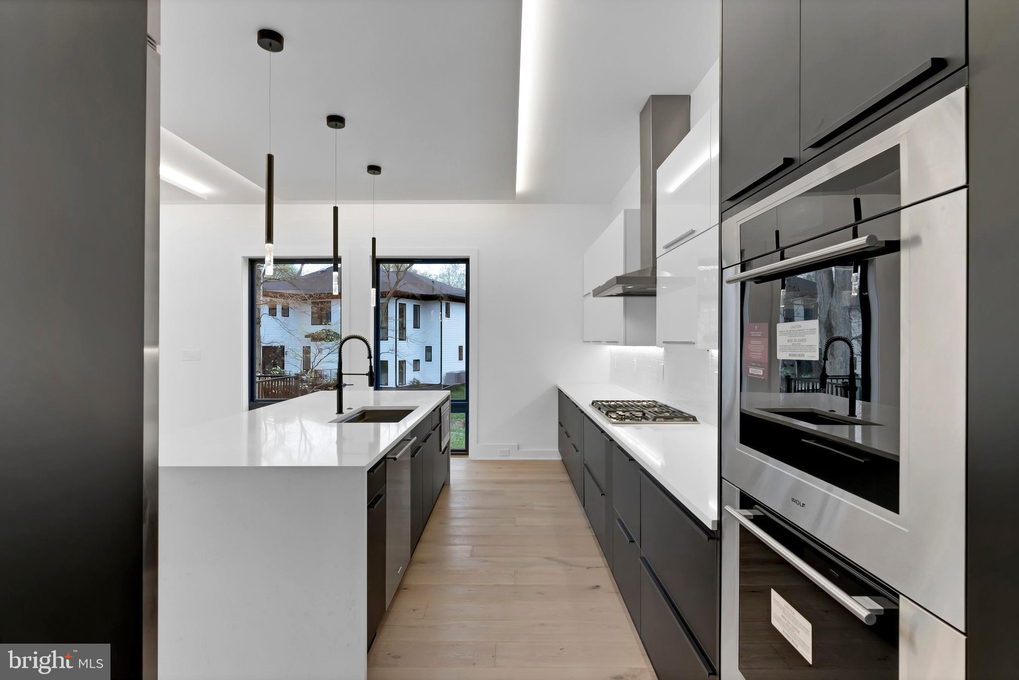 911 Myers Cir SW