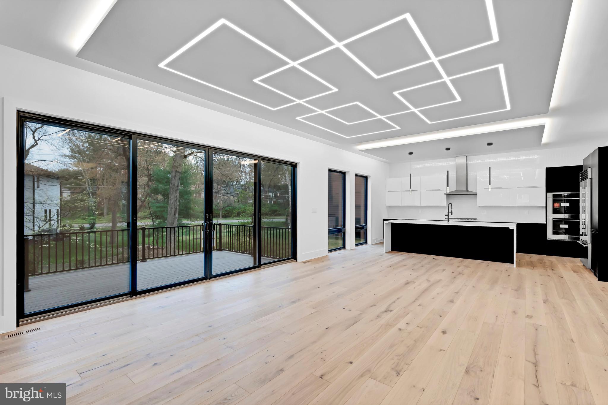 911 Myers Cir SW
