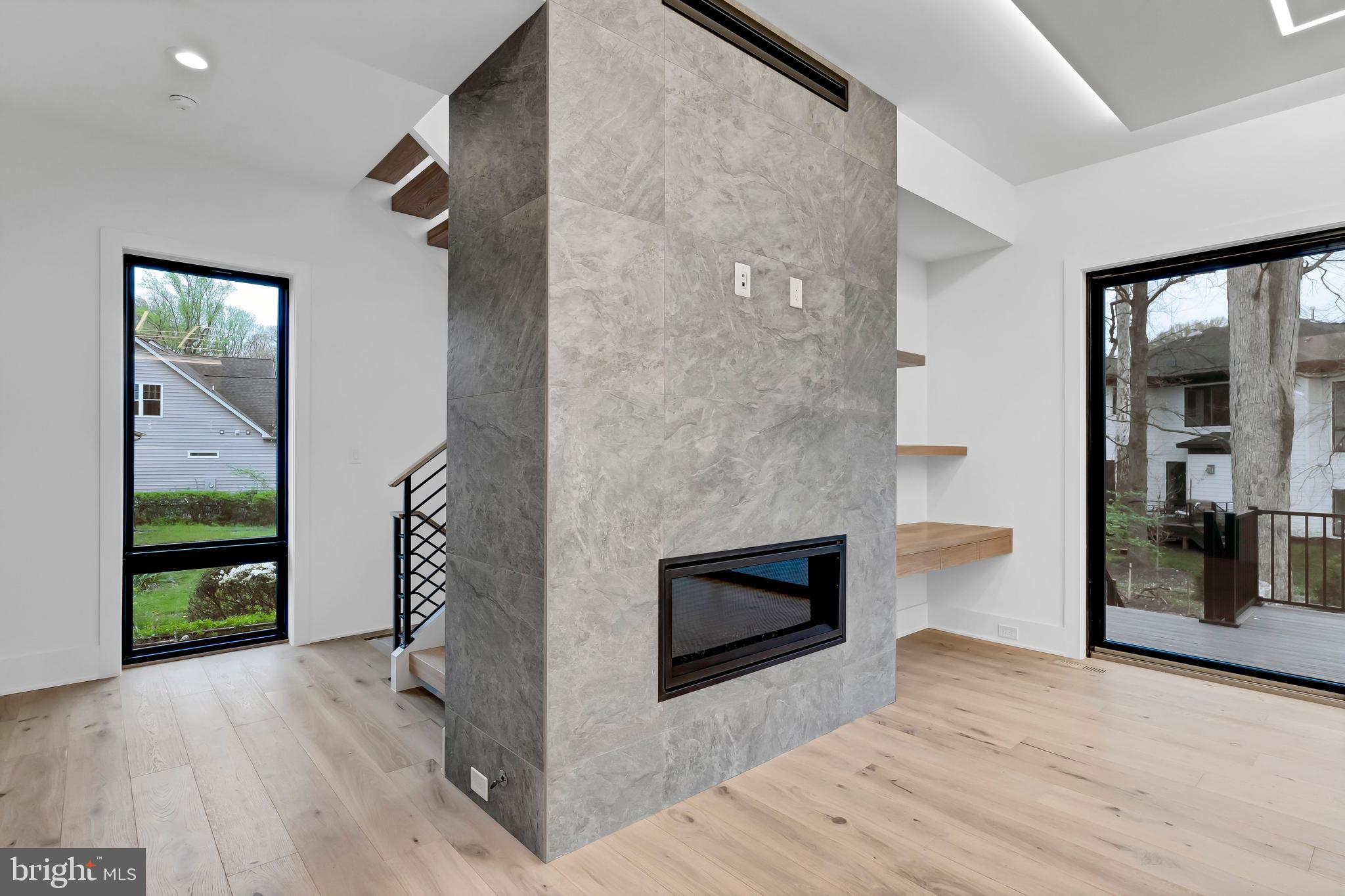 911 Myers Cir SW