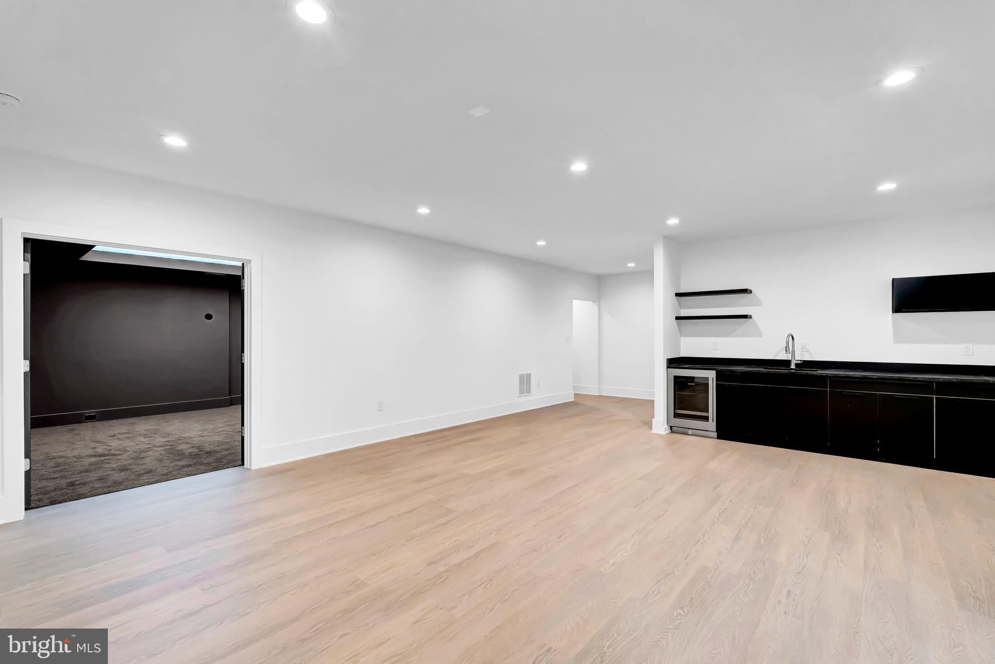 911 Myers Cir SW