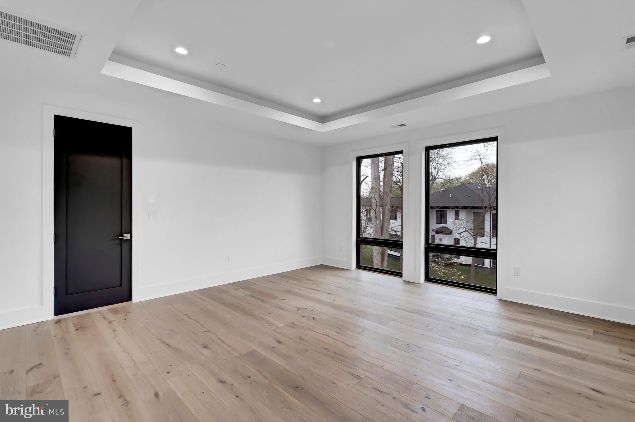 911 Myers Cir SW
