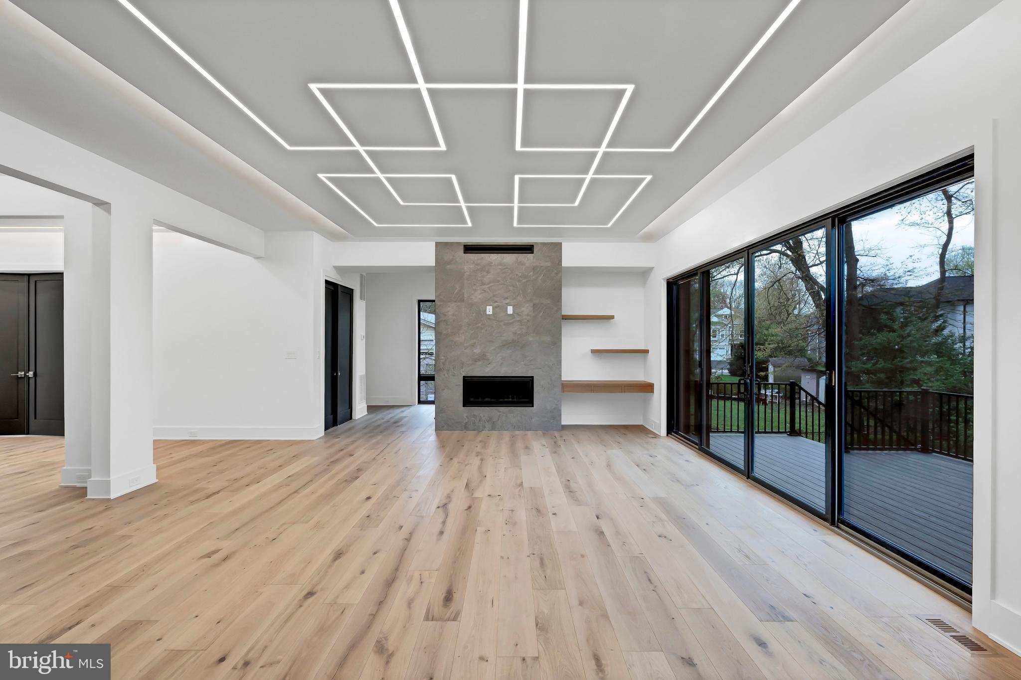 911 Myers Cir SW