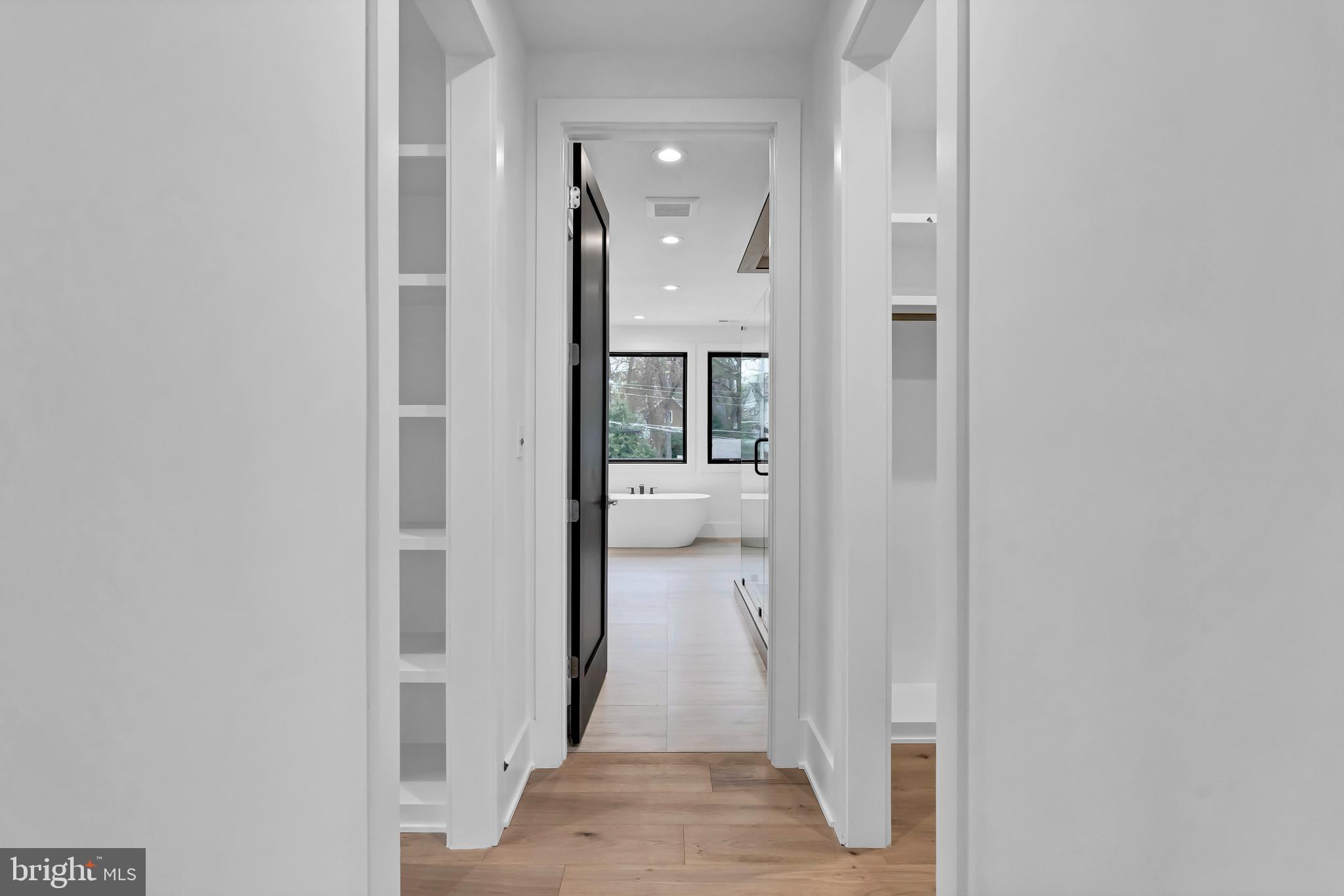 911 Myers Cir SW