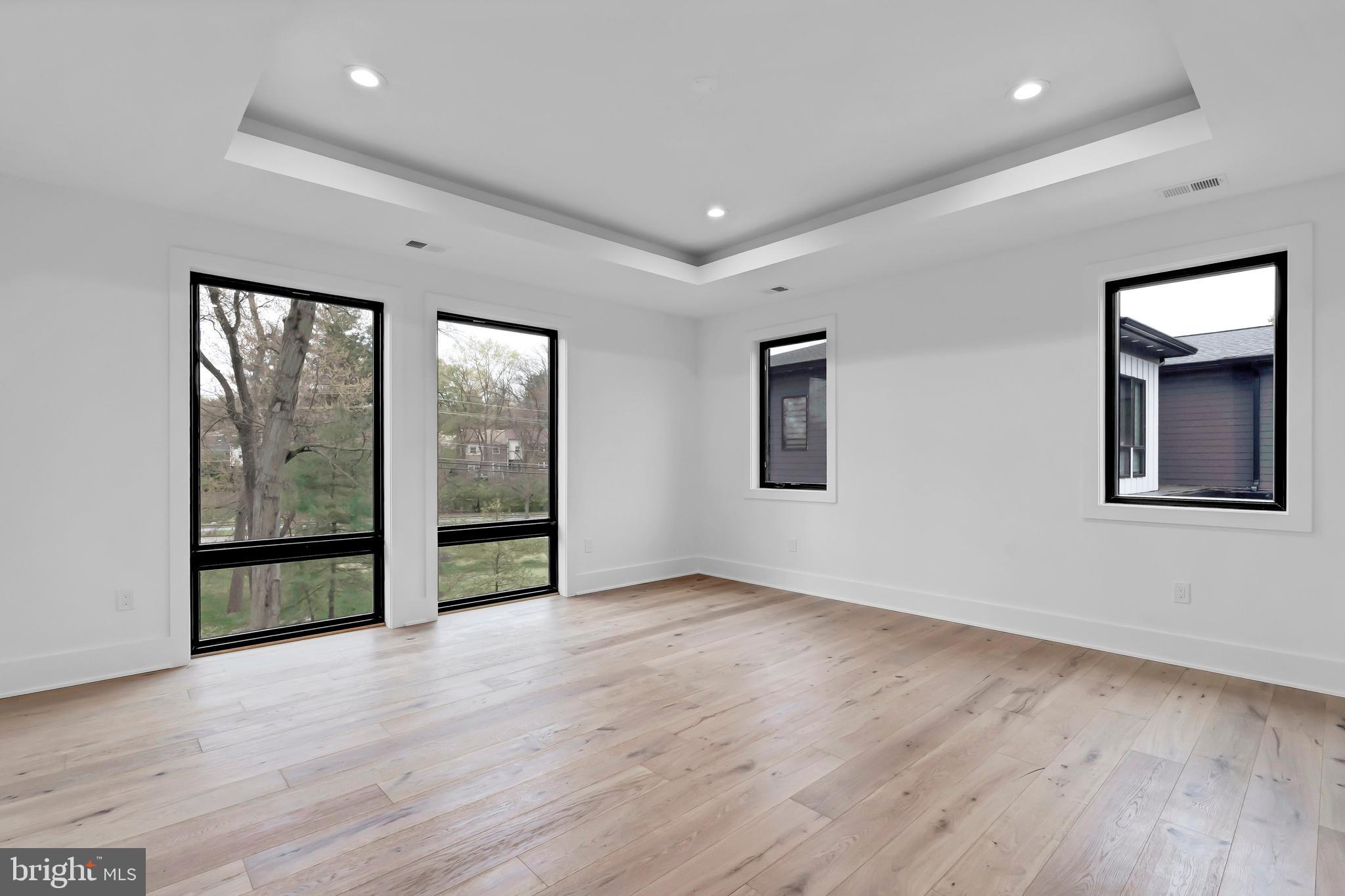 911 Myers Cir SW
