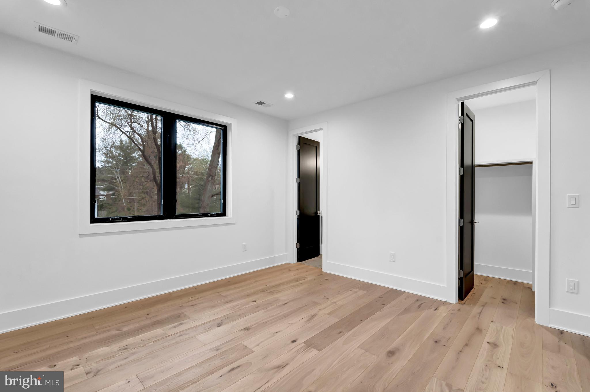 911 Myers Cir SW
