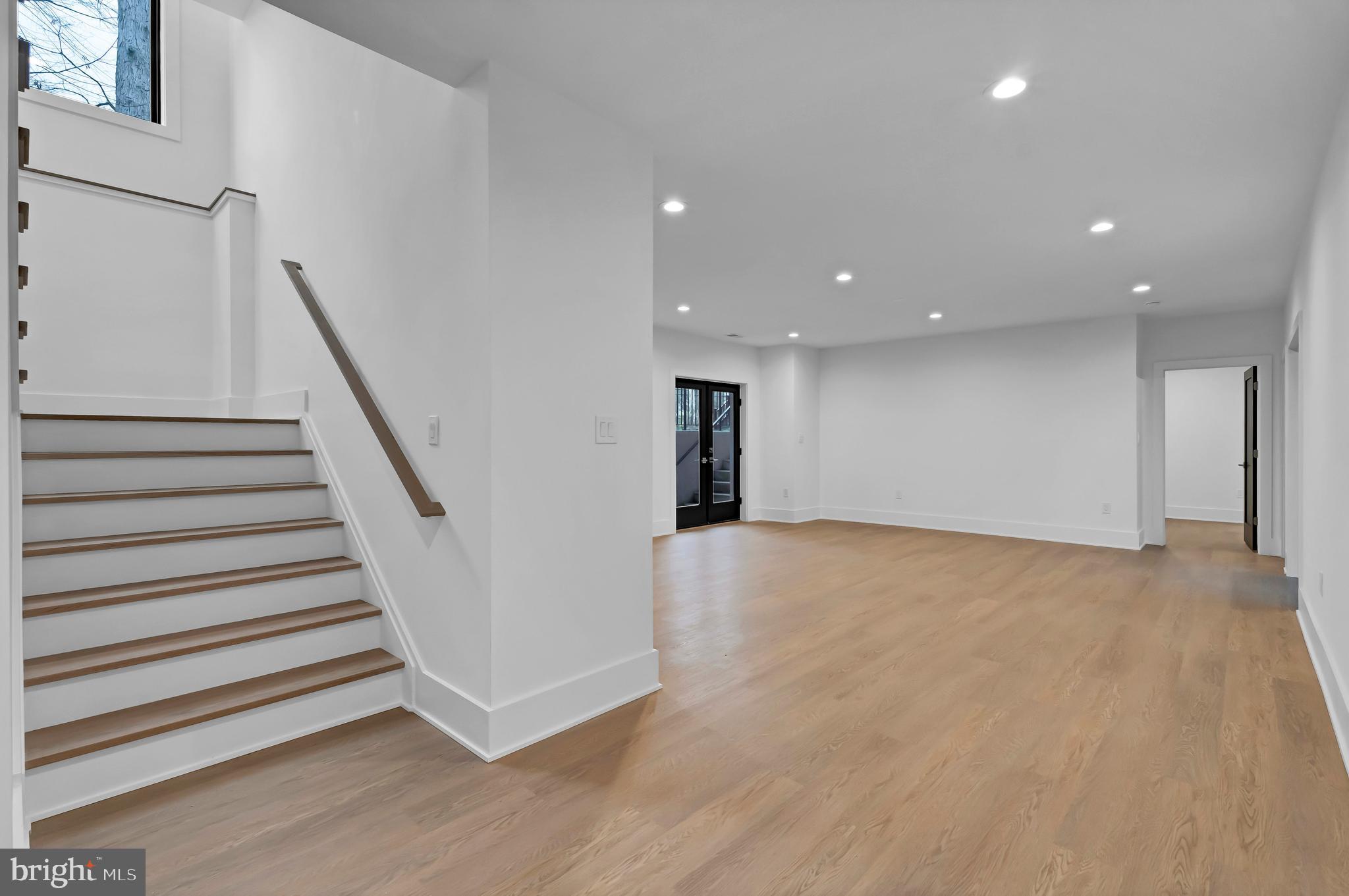911 Myers Cir SW