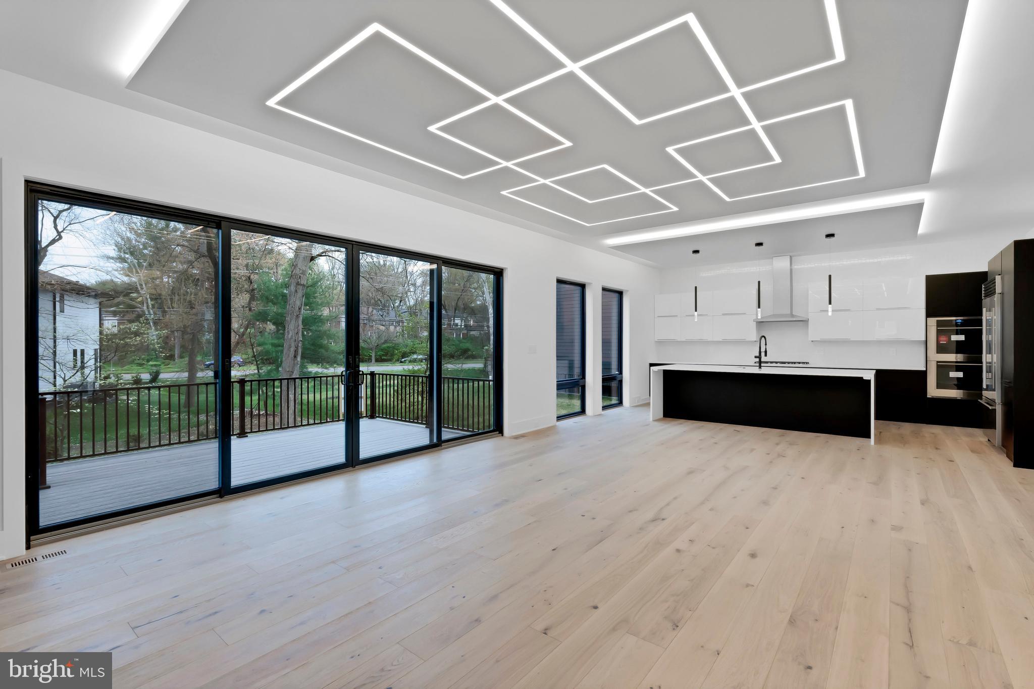 911 Myers Cir SW