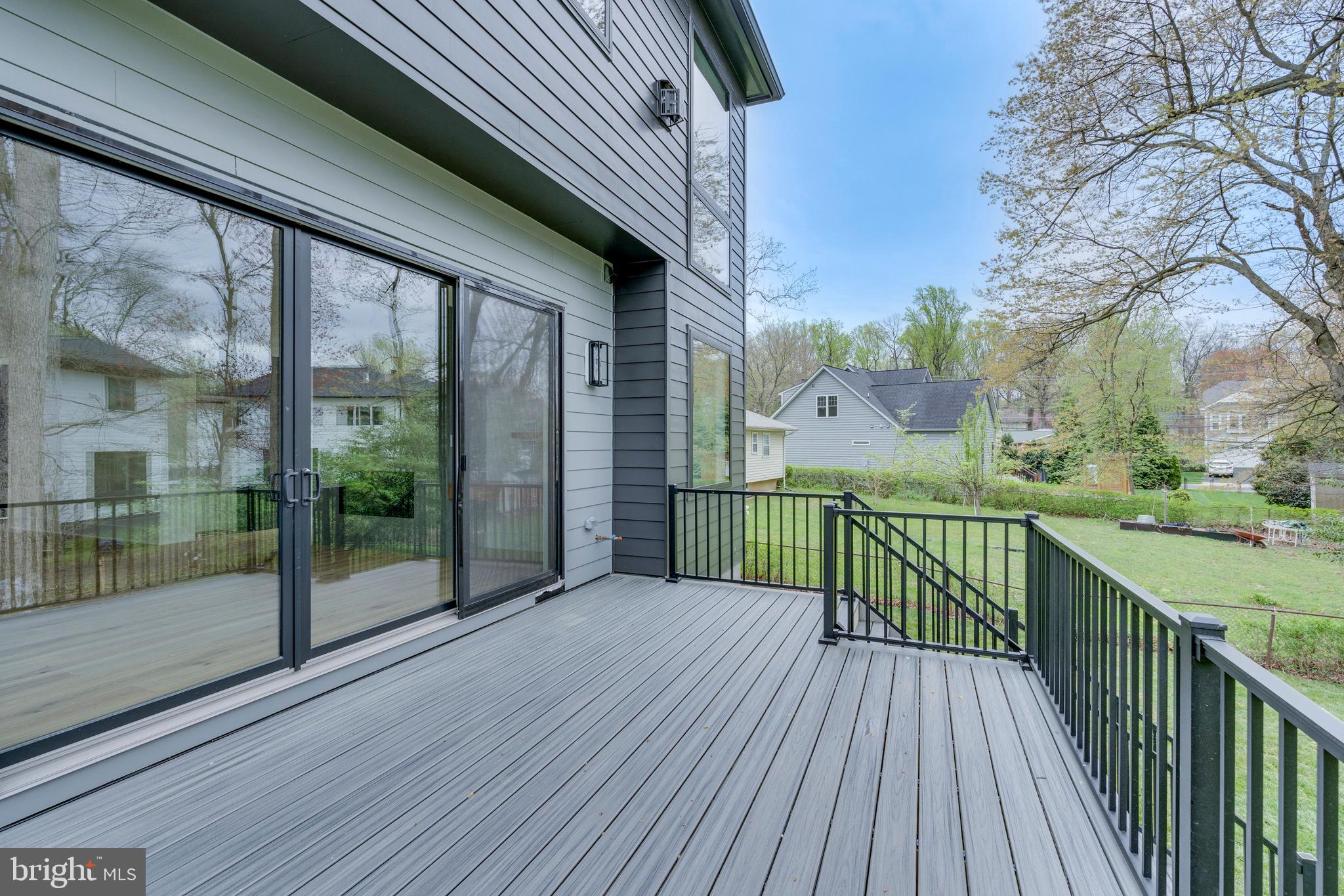 911 Myers Cir SW