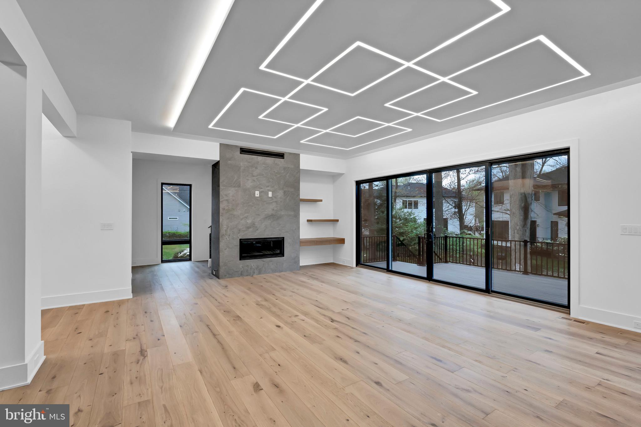 911 Myers Cir SW
