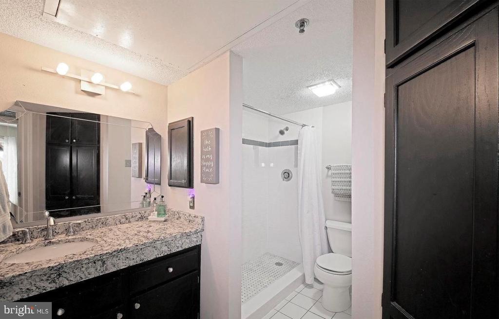 1504 LINCOLN WAY #216
