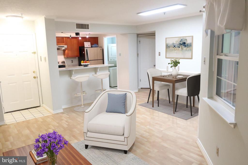 1504 LINCOLN WAY #216
