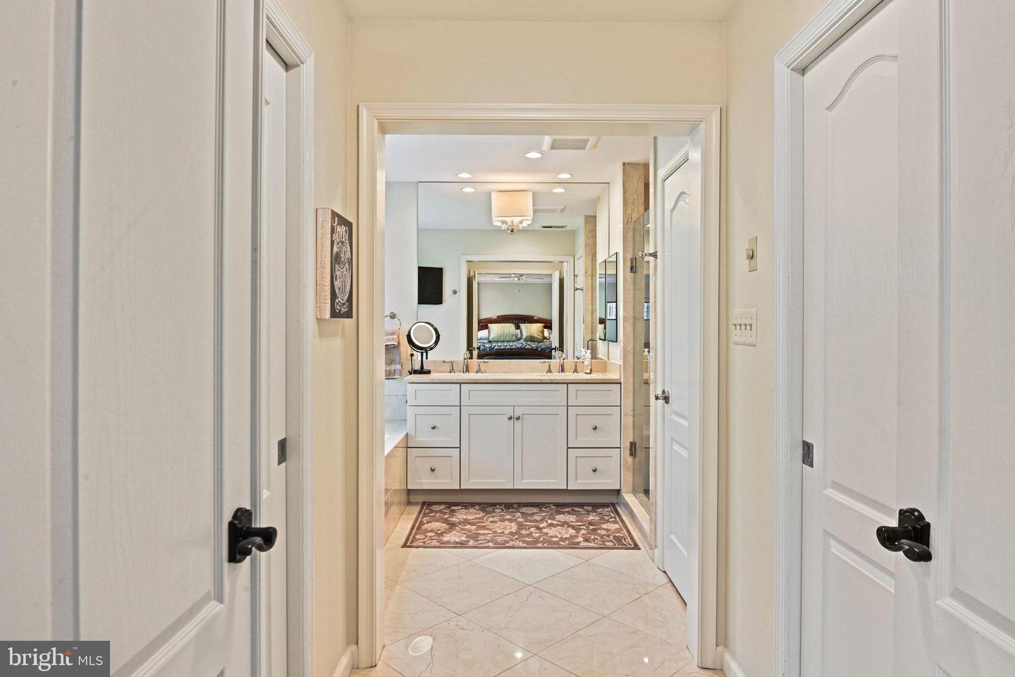 2900 Gretna Pl