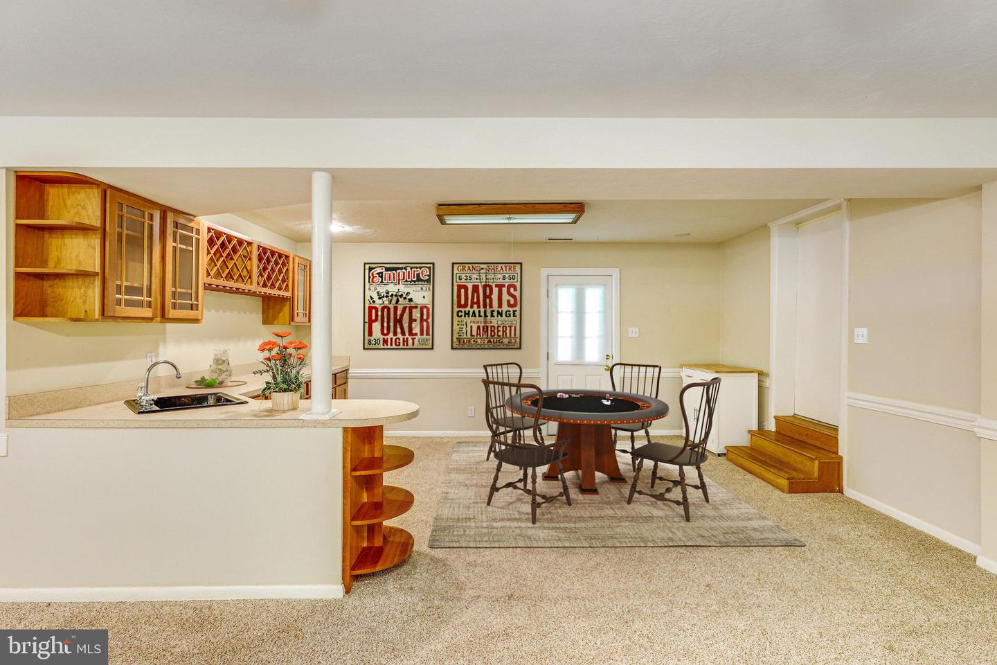 1023 WESTBRIAR DR NE
