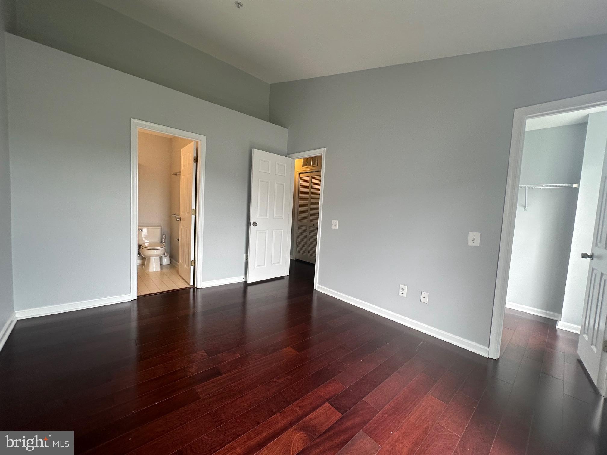21787 Baldwin Sq #301