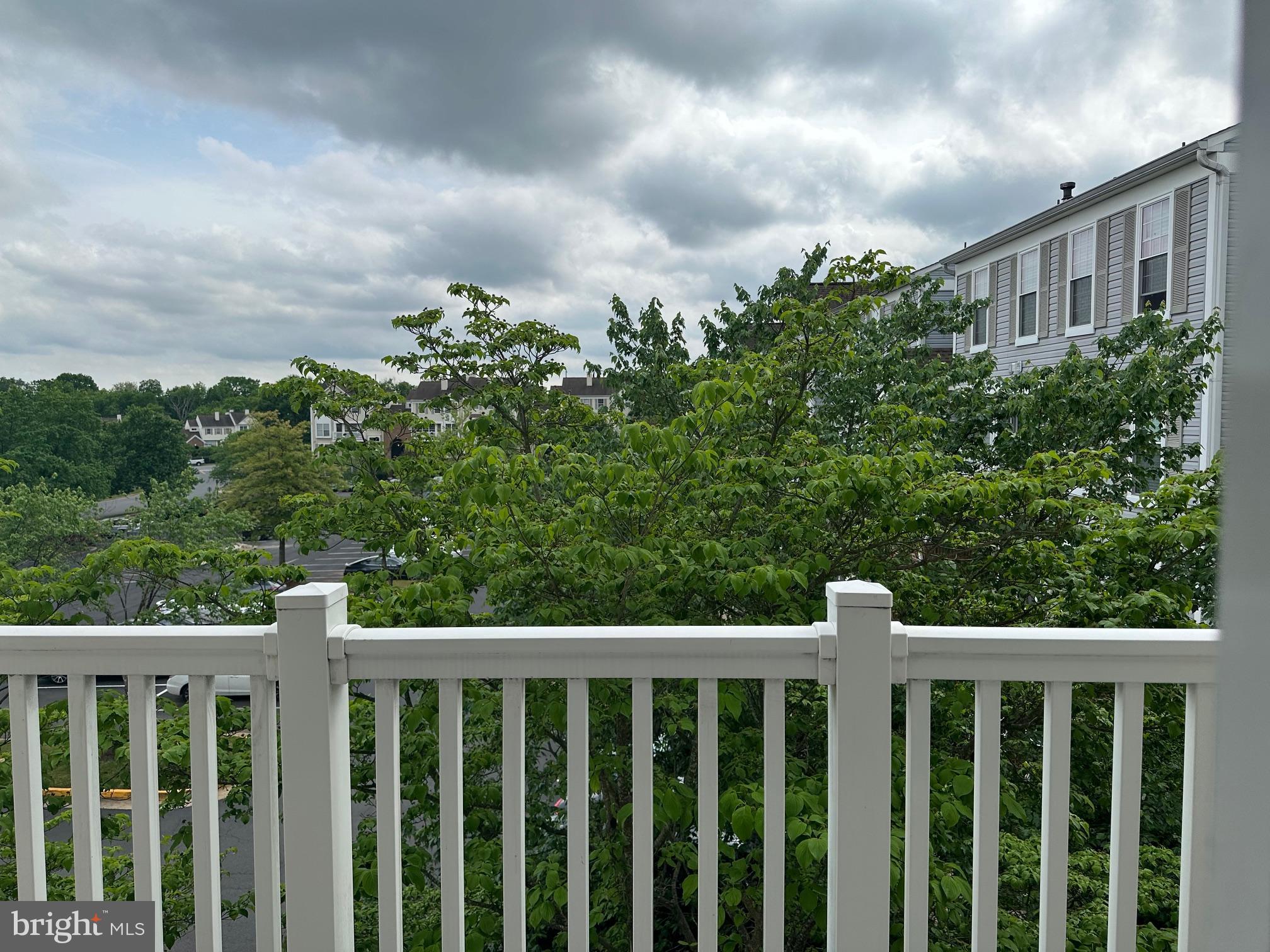 21787 Baldwin Sq #301