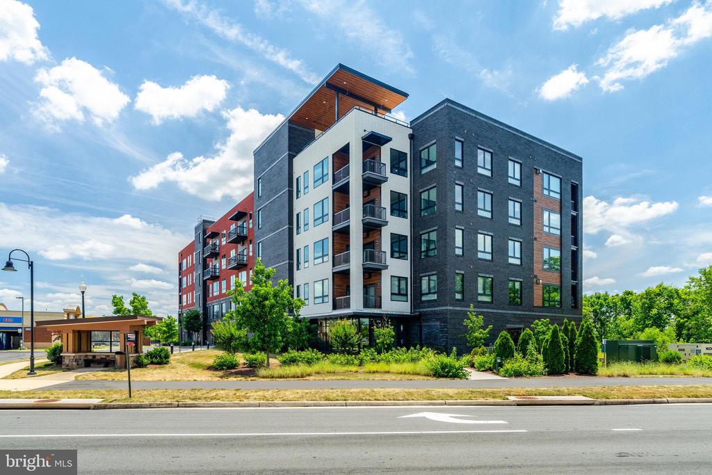 44691 Wellfleet Dr #409