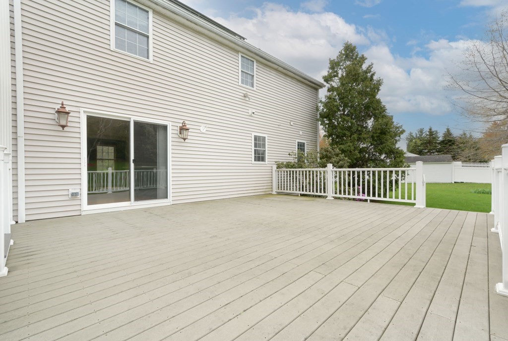 5 New West Townsend Rd