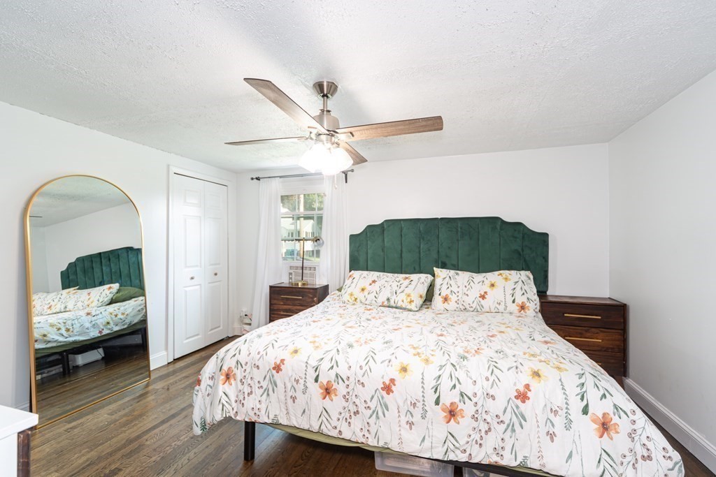 17 Lindsay Rd