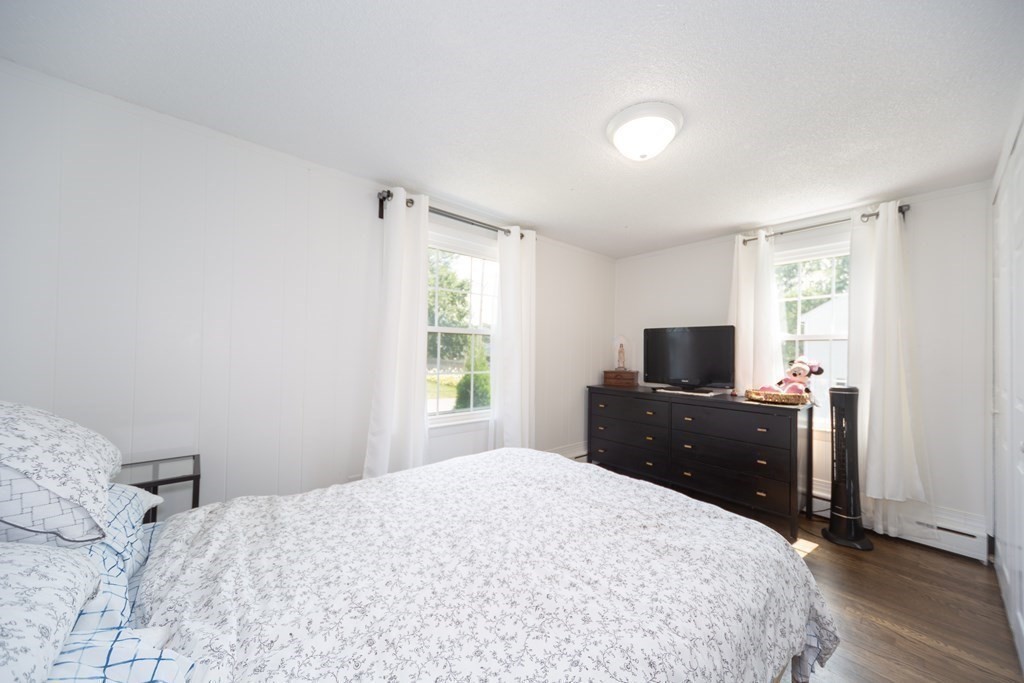 17 Lindsay Rd