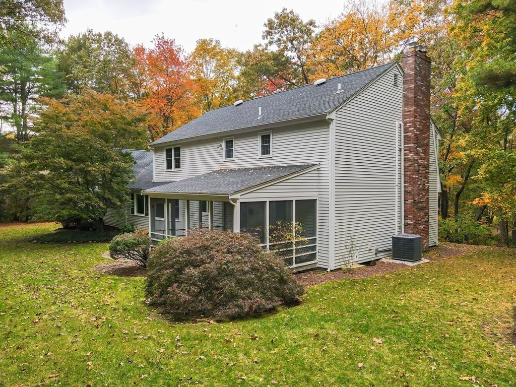 9 Juniper Ln