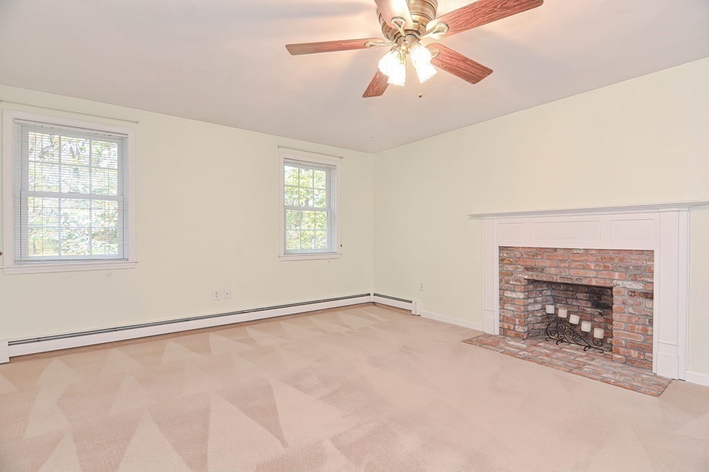 9 Juniper Ln