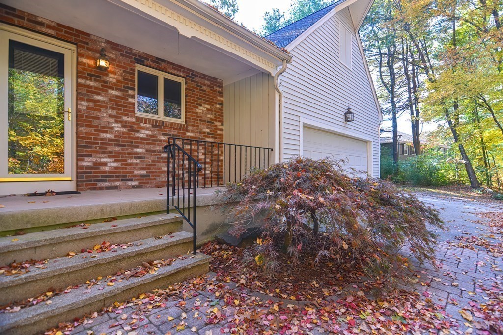 9 Juniper Ln
