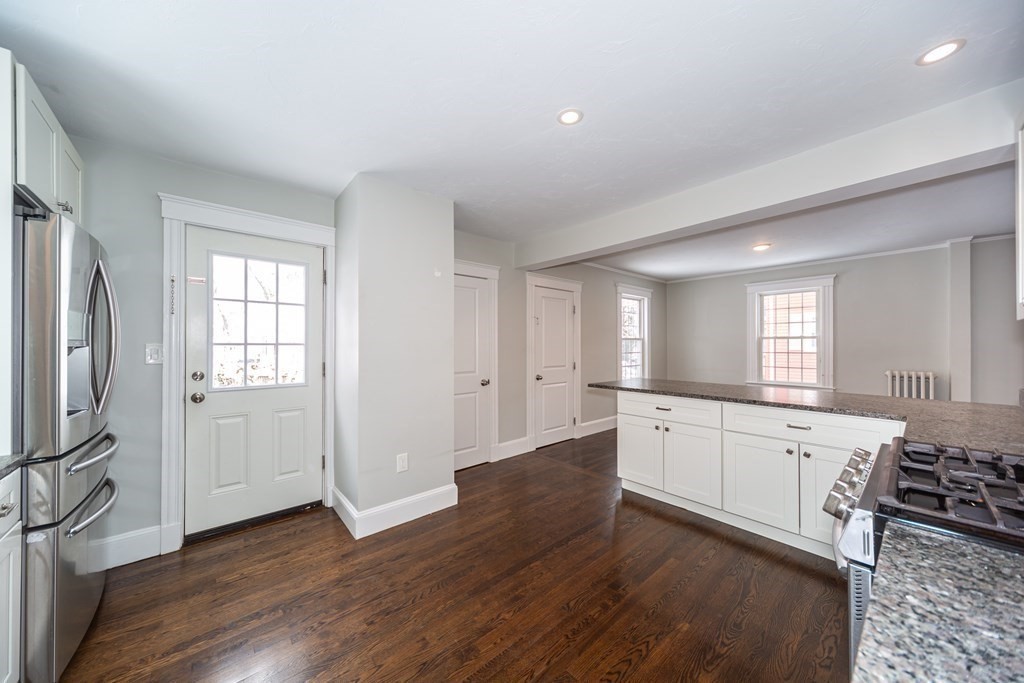 15 Essex St