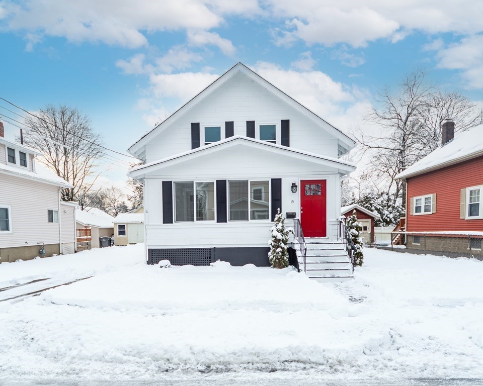 15 Essex St
