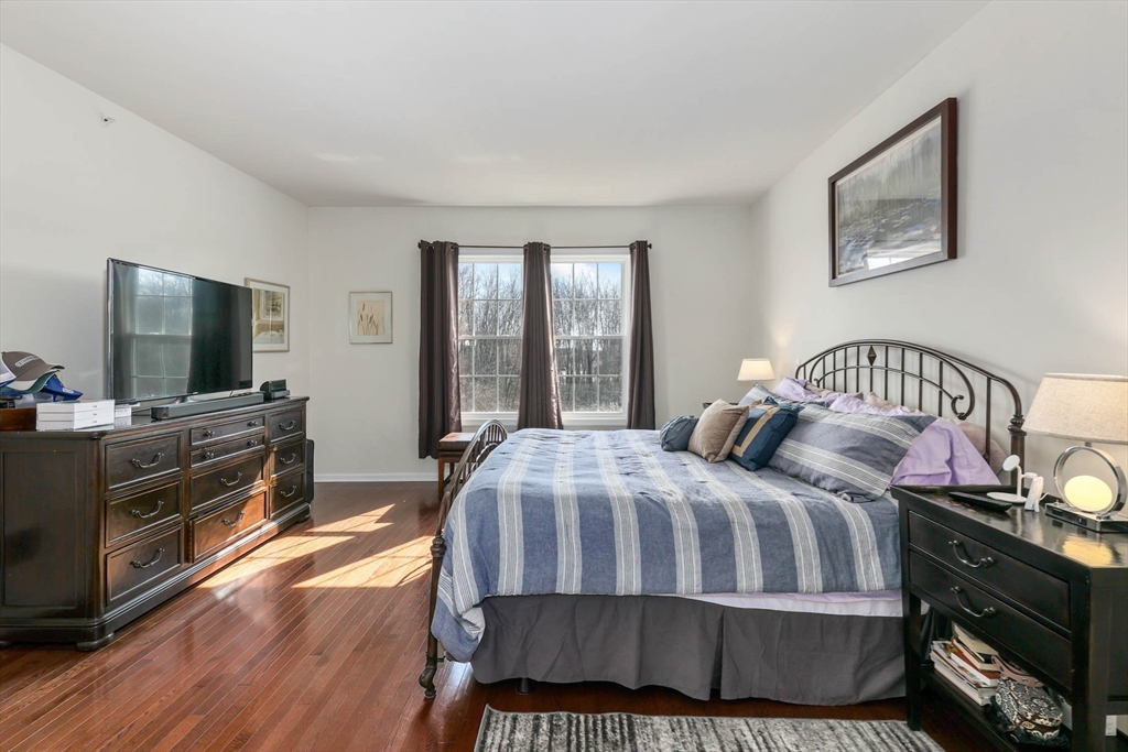 9 Autumn Ridge Dr # 9