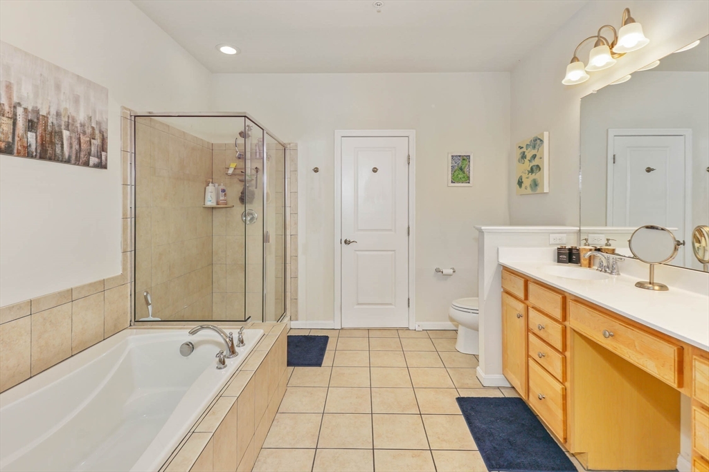 9 Autumn Ridge Dr # 9
