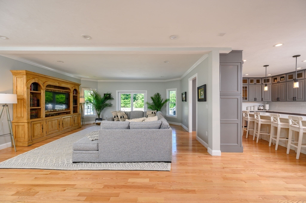 58 Woodworth Lane