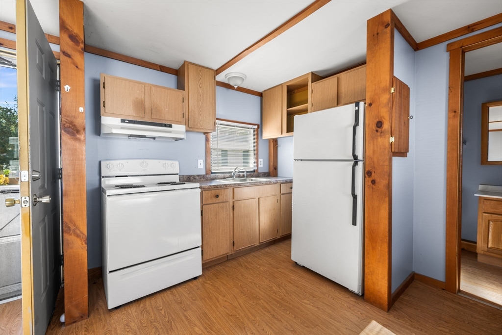 751 Washington St Unit: 1 A+B