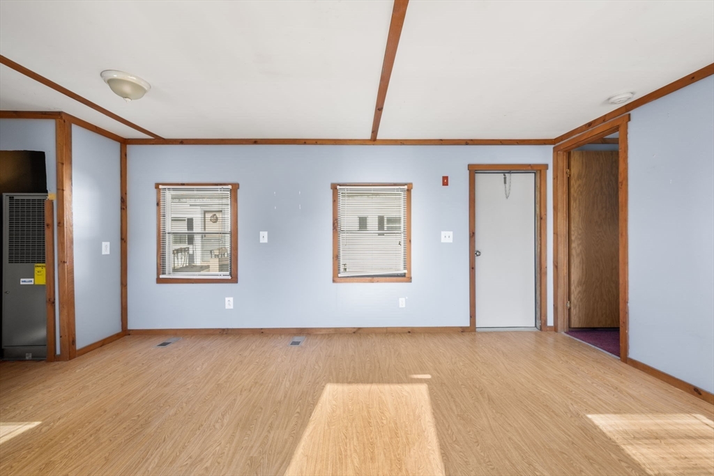 751 Washington St Unit: 1 A+B