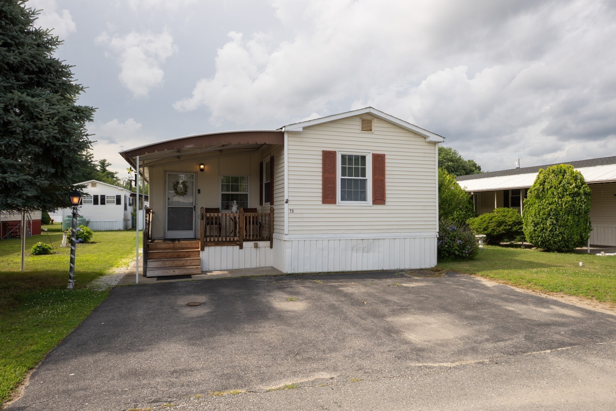 556 Central St # 73
