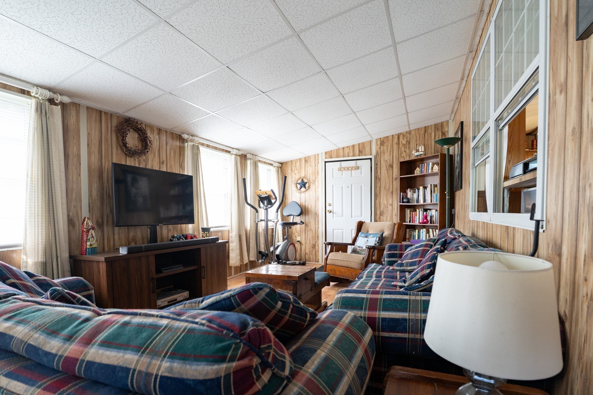 556 Central St # 73
