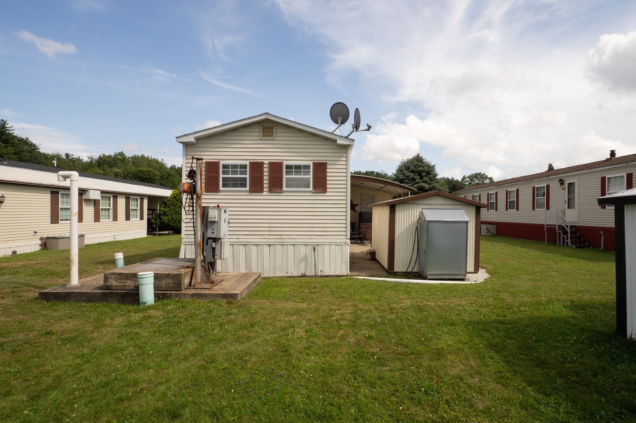 556 Central St # 73
