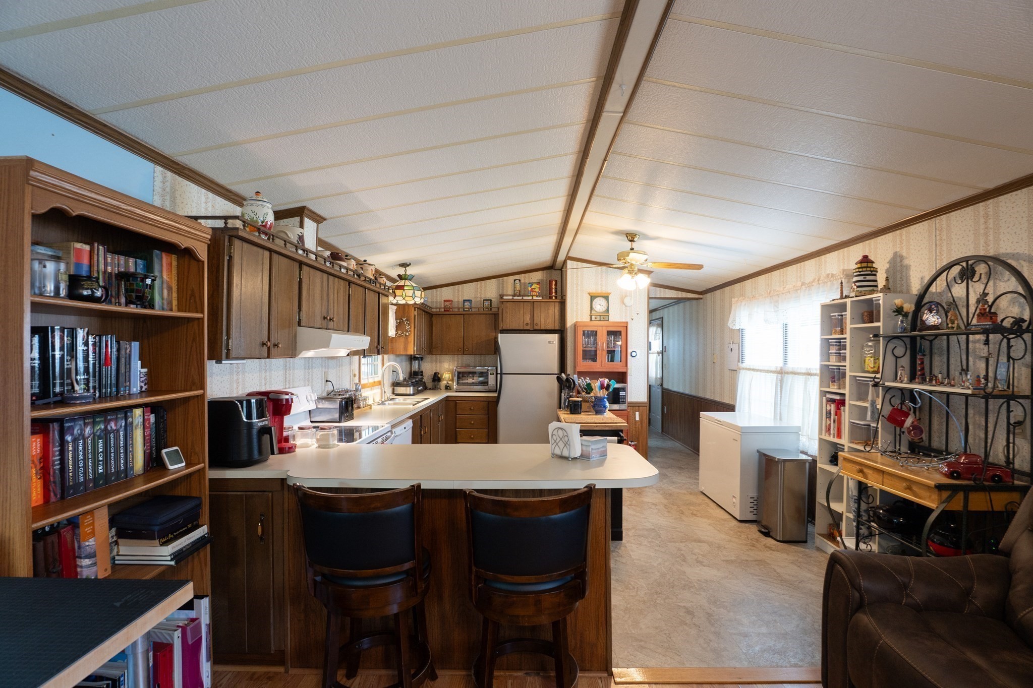 556 Central St # 73