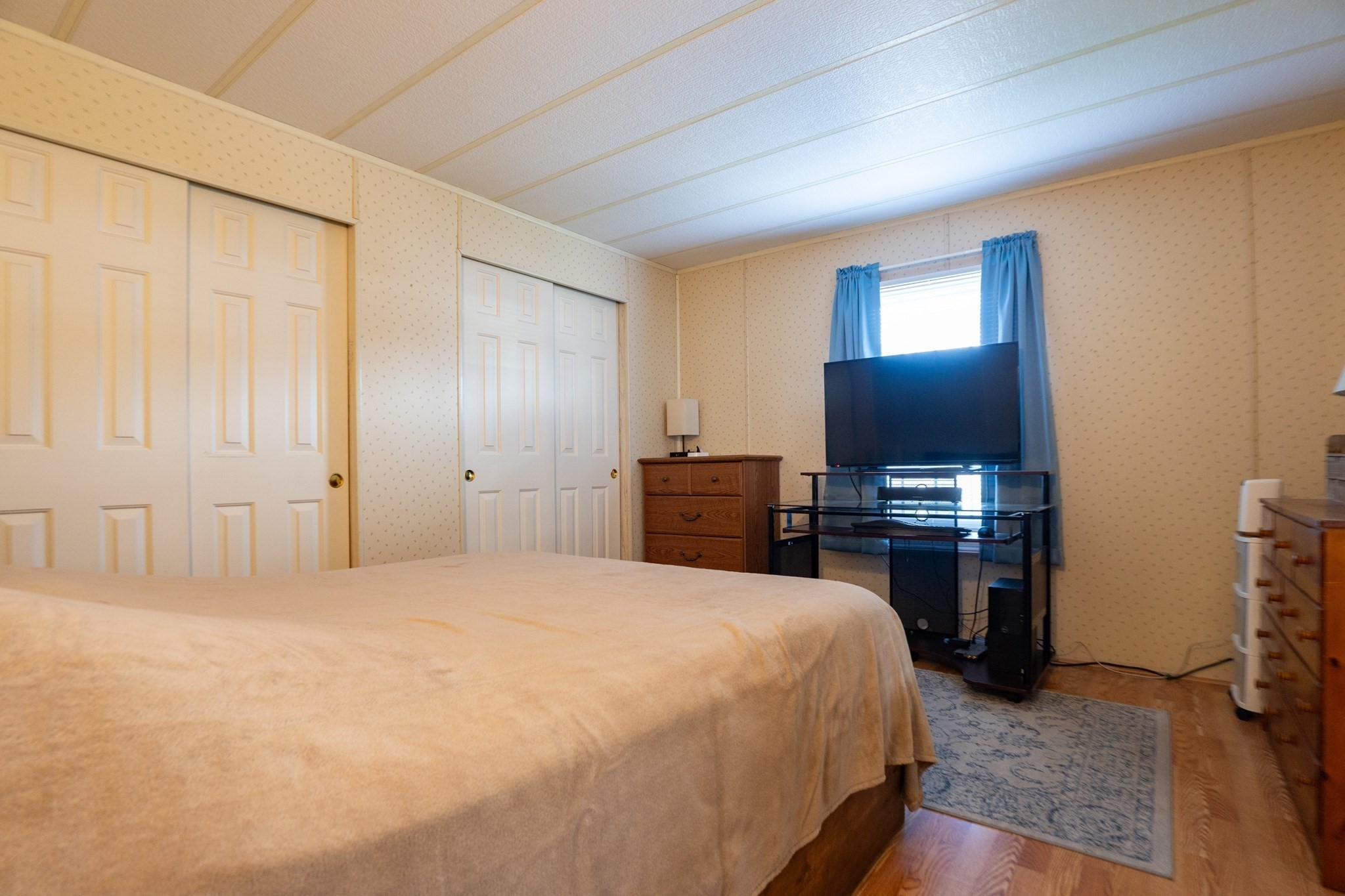 556 Central St # 73