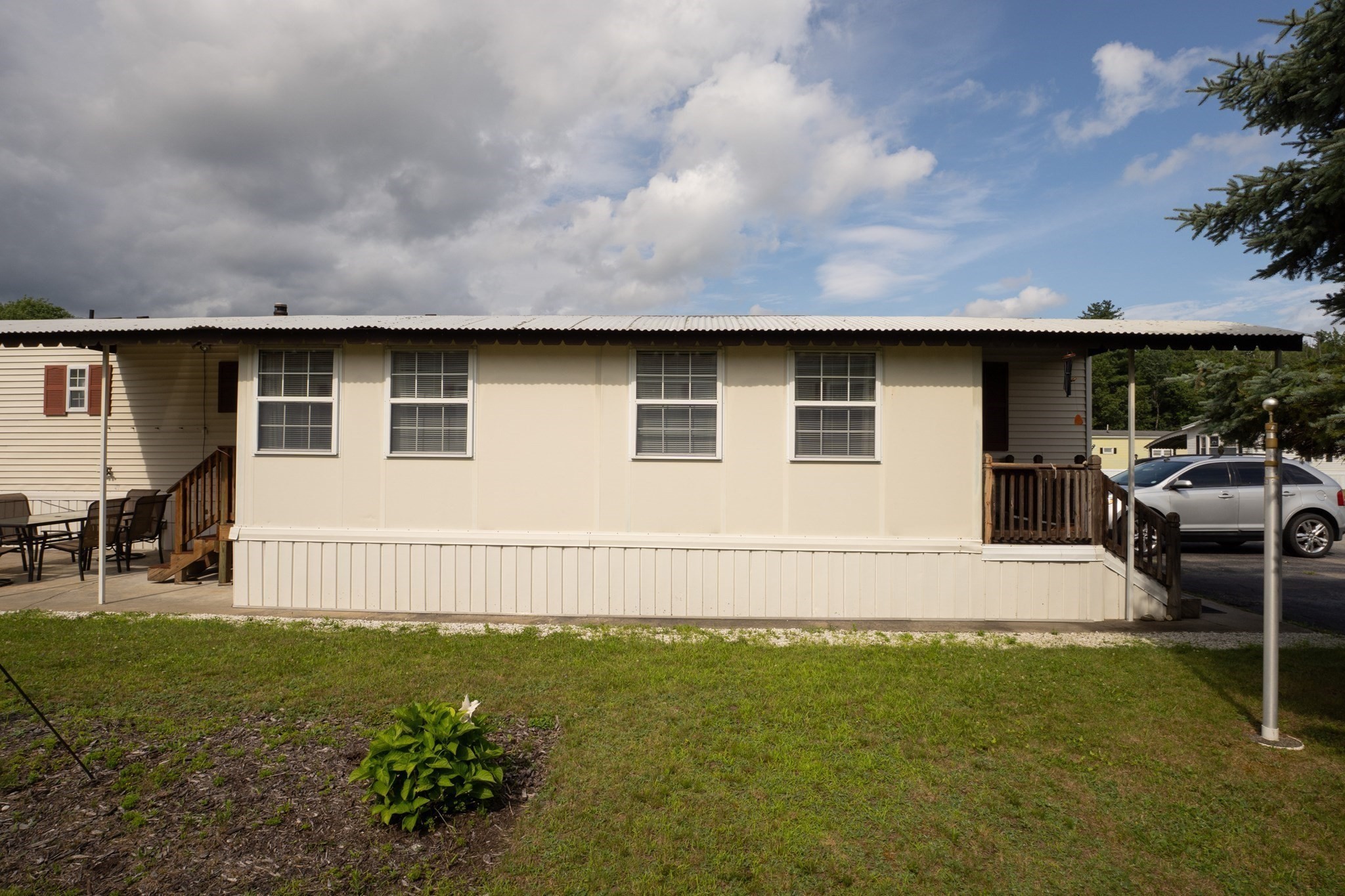 556 Central St # 73