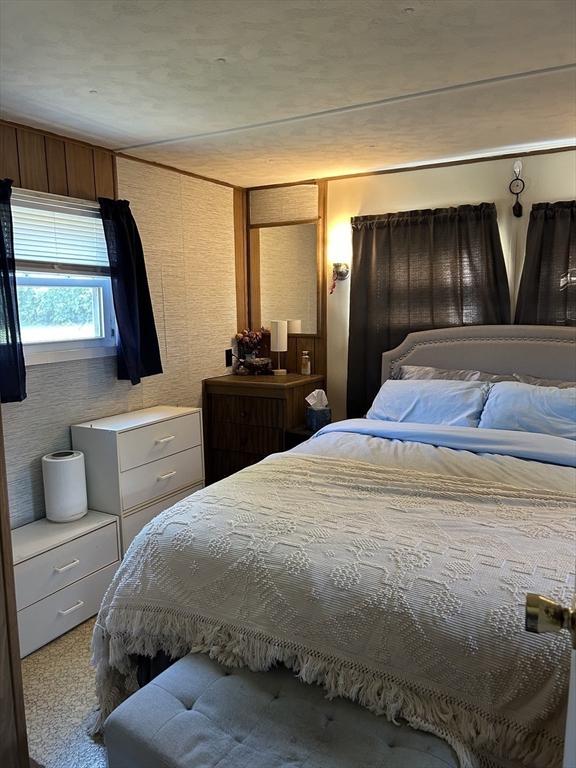 106 Mayflower Avenue