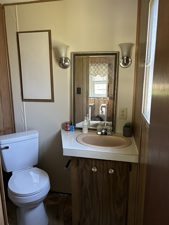 106 Mayflower Avenue