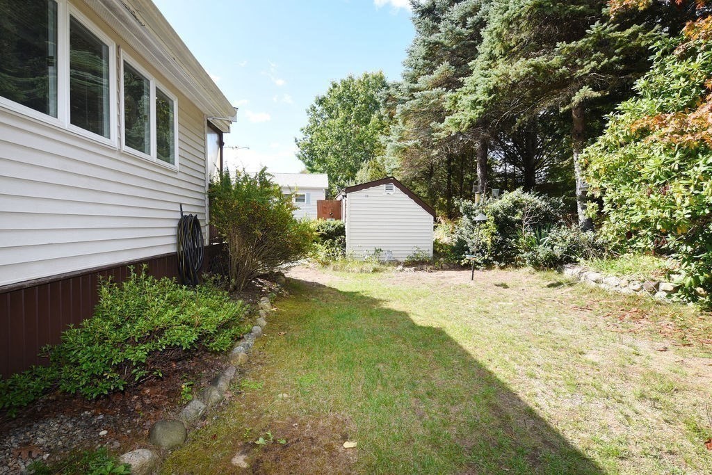 7 Green Holly Drive