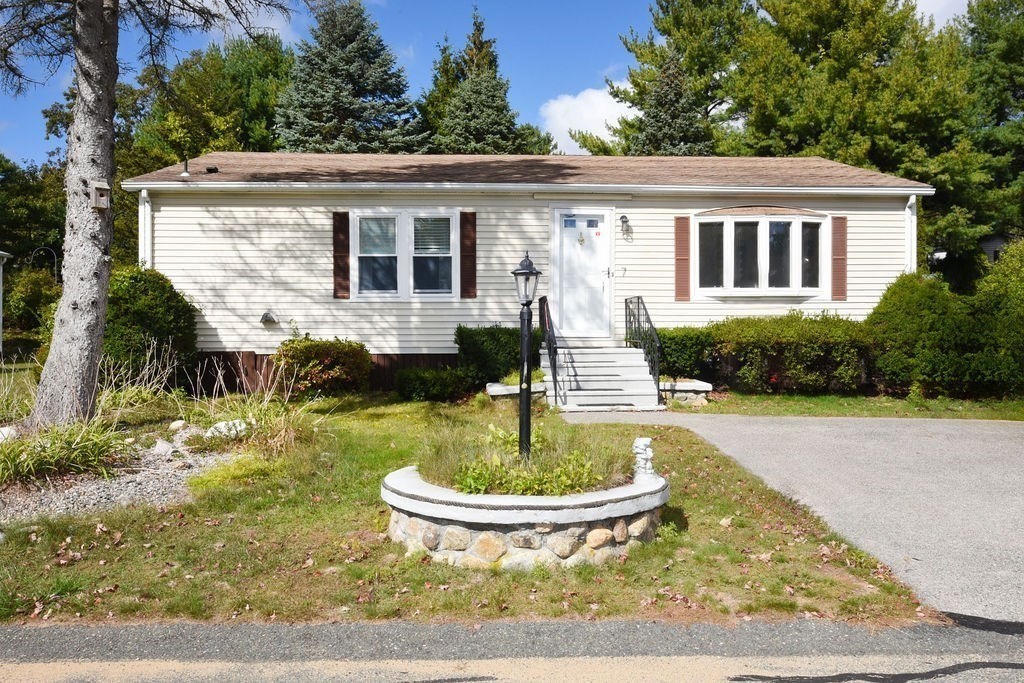 7 Green Holly Drive