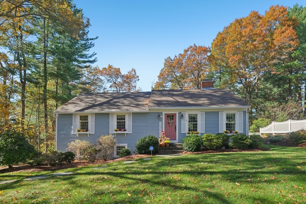 39 Woodbury Rd, Southborough